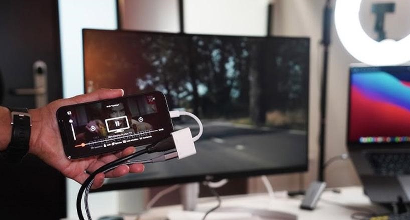 وصل کردن آیفون به تلویزیون با کابل HDMI